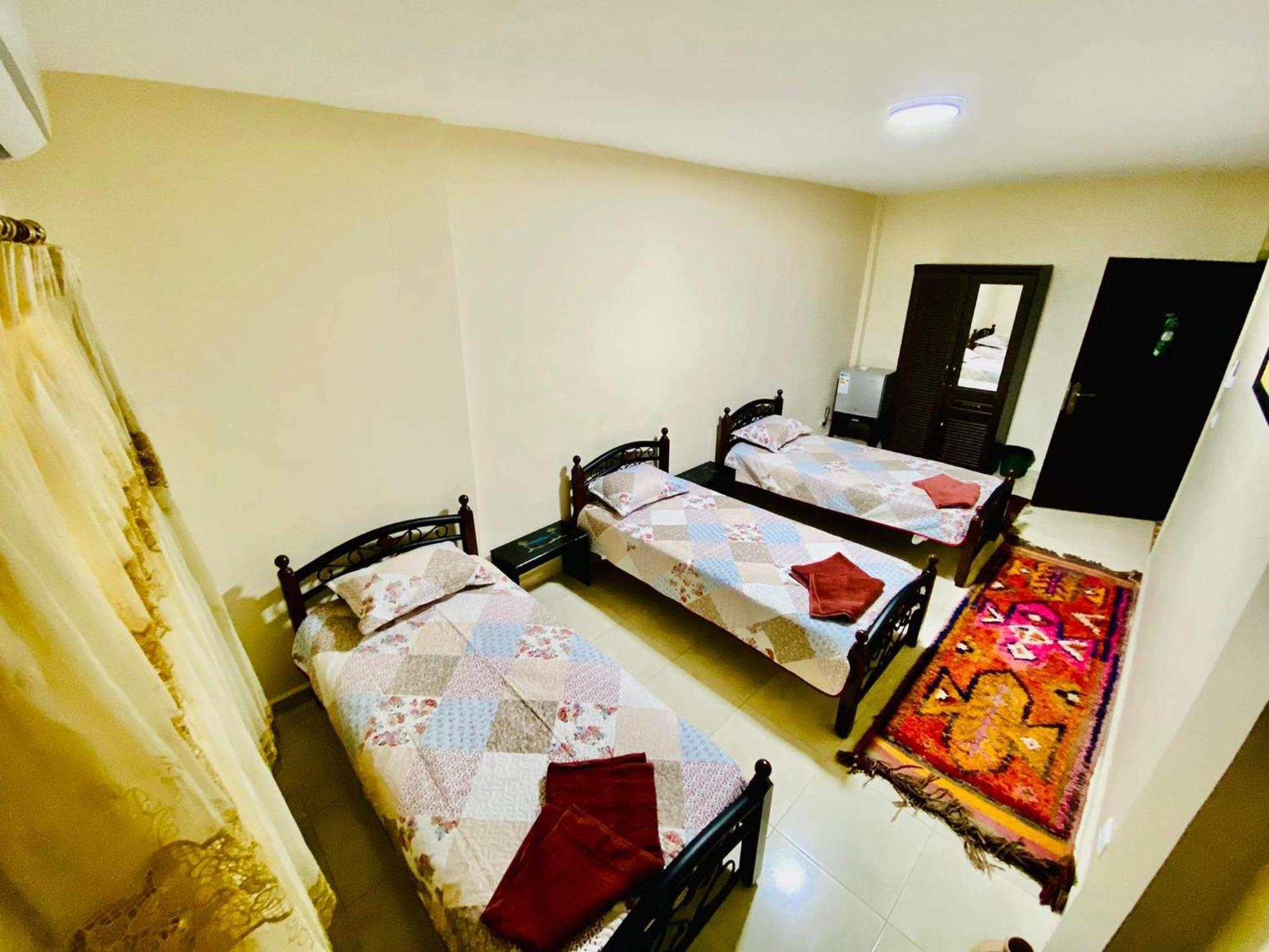 Petra View Flat Hotel Wadi Musa Exterior photo