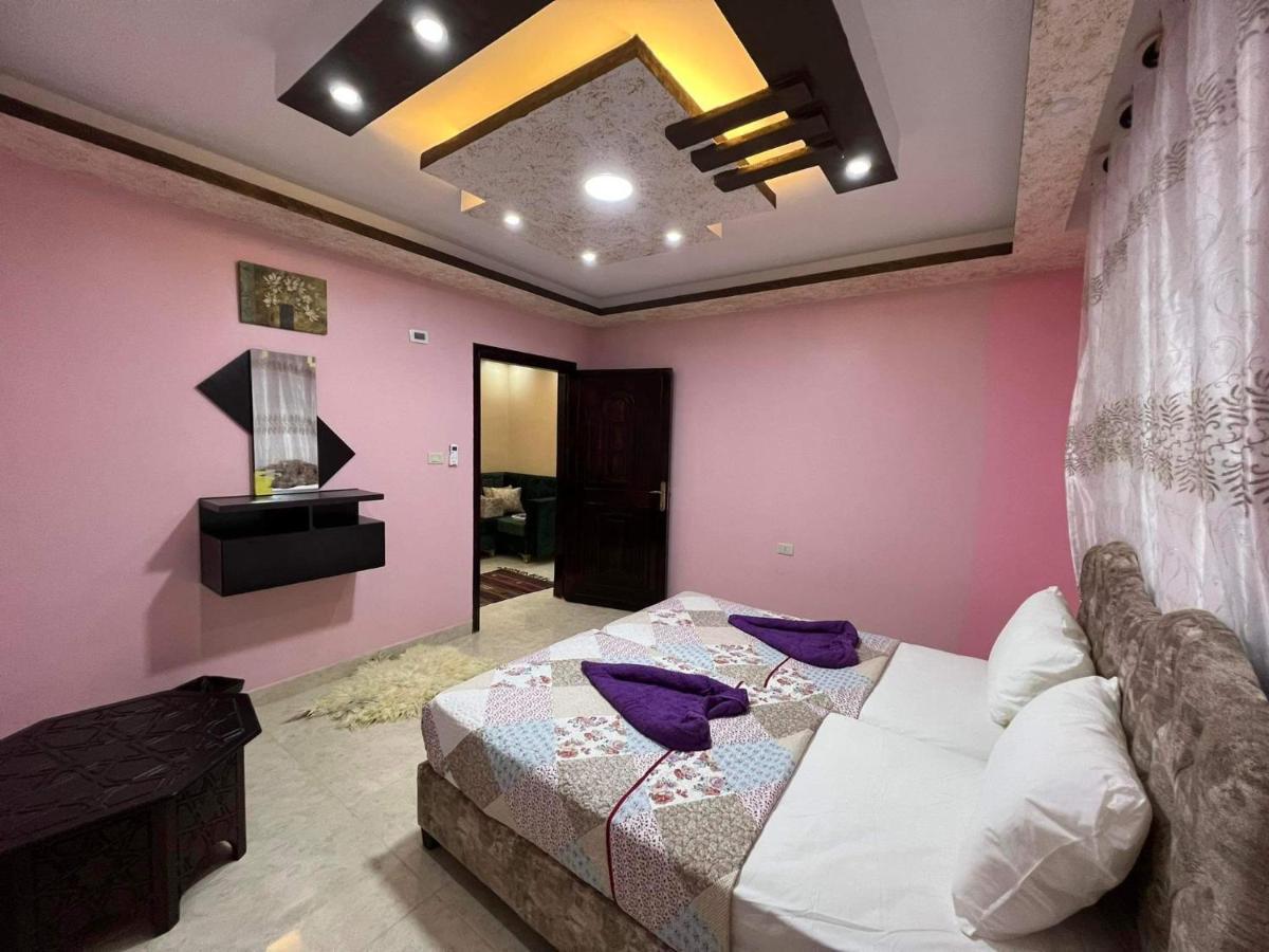 Petra View Flat Hotel Wadi Musa Exterior photo