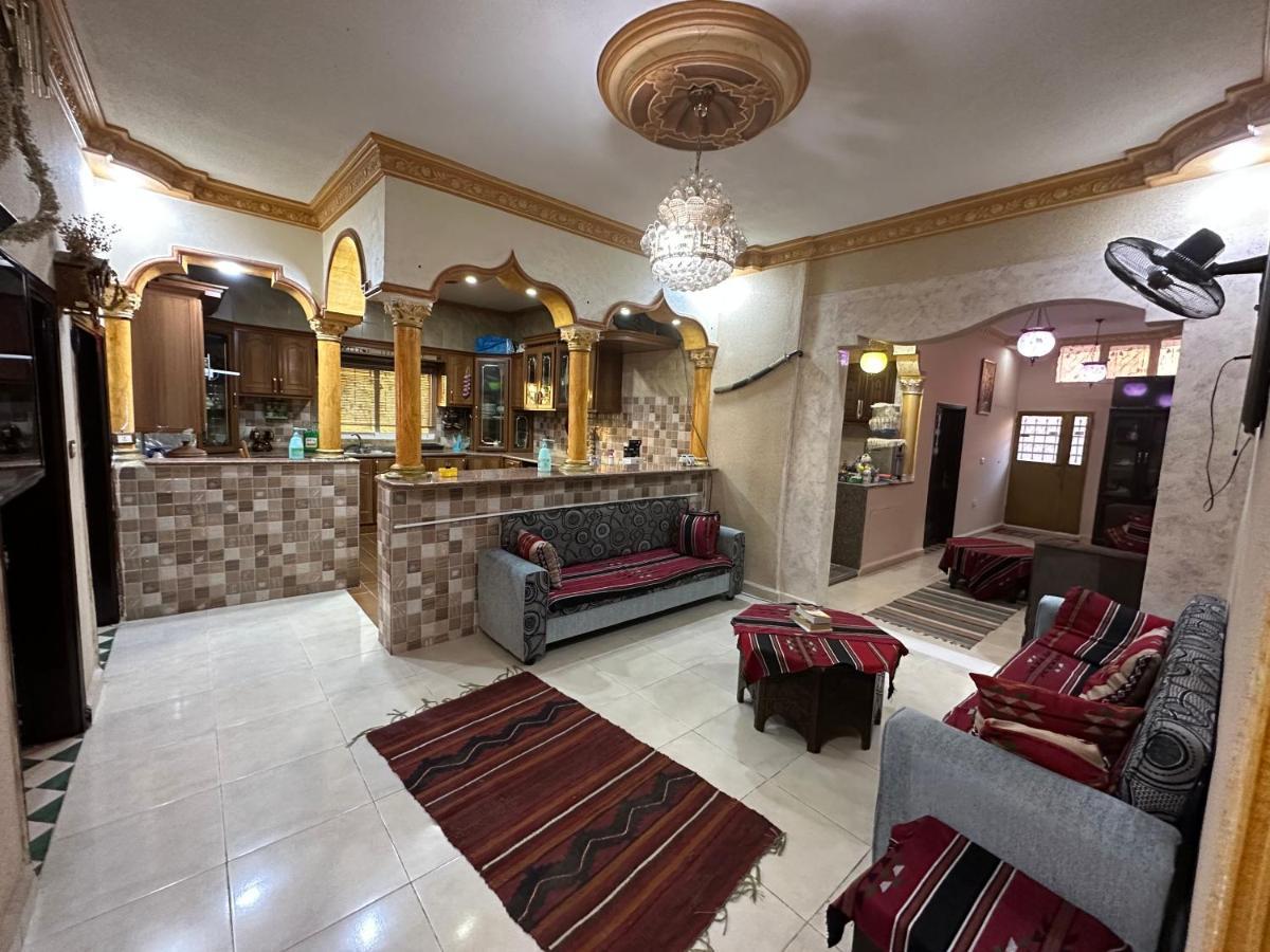 Petra View Flat Hotel Wadi Musa Exterior photo