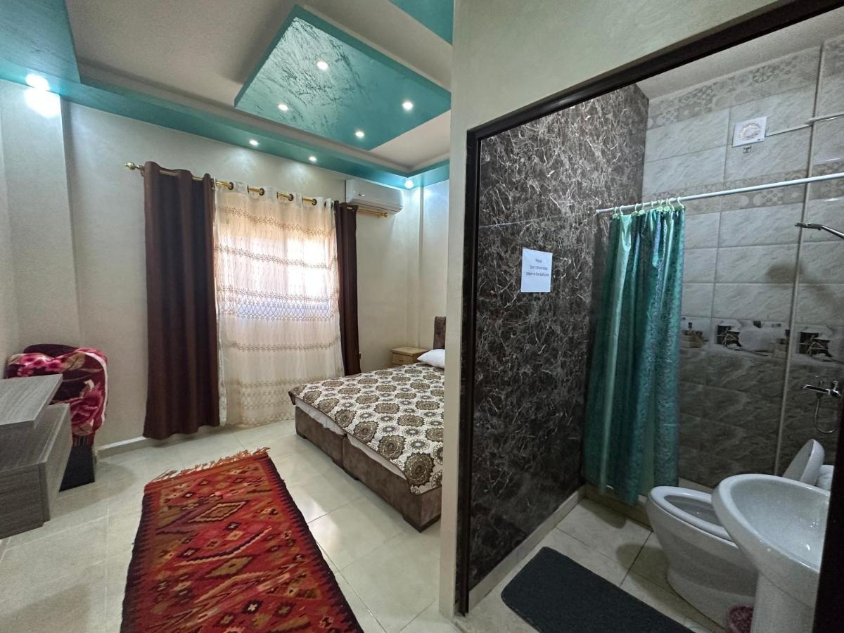 Petra View Flat Hotel Wadi Musa Exterior photo