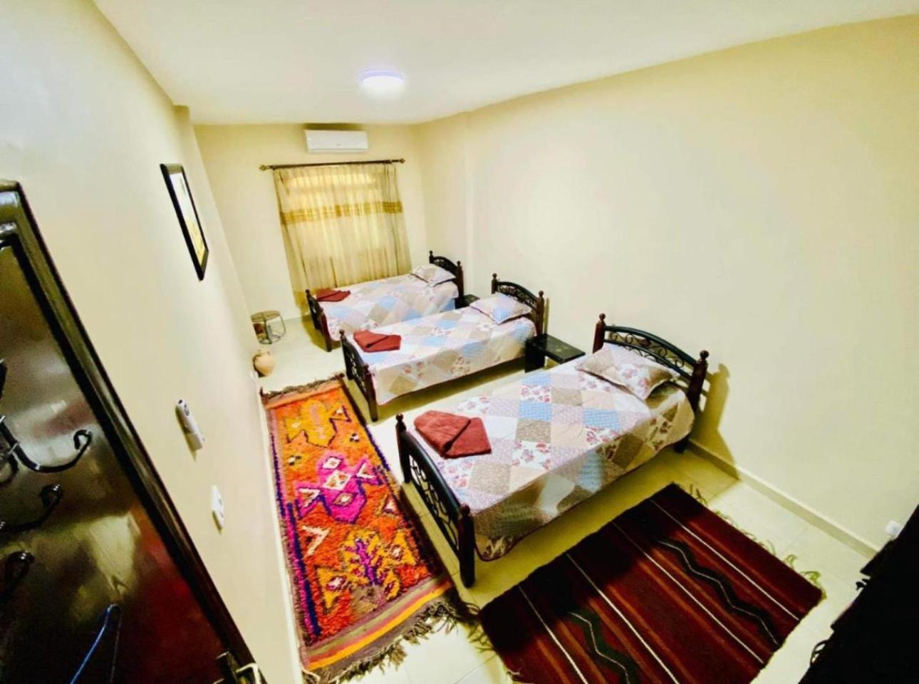 Petra View Flat Hotel Wadi Musa Exterior photo
