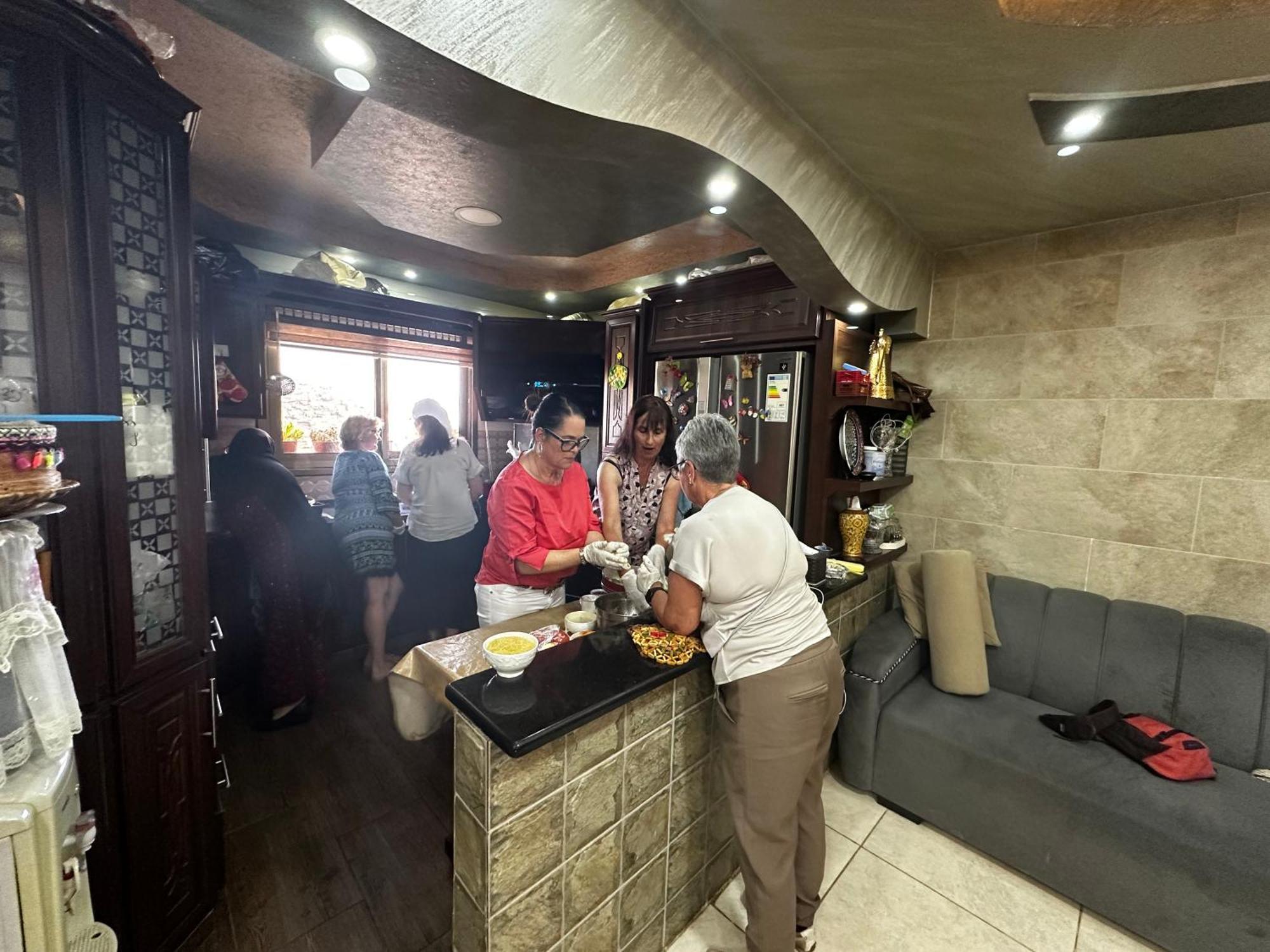 Petra View Flat Hotel Wadi Musa Exterior photo